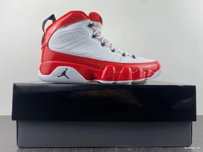 302370-160 White 9 Retro Gym Red Jordan 0419